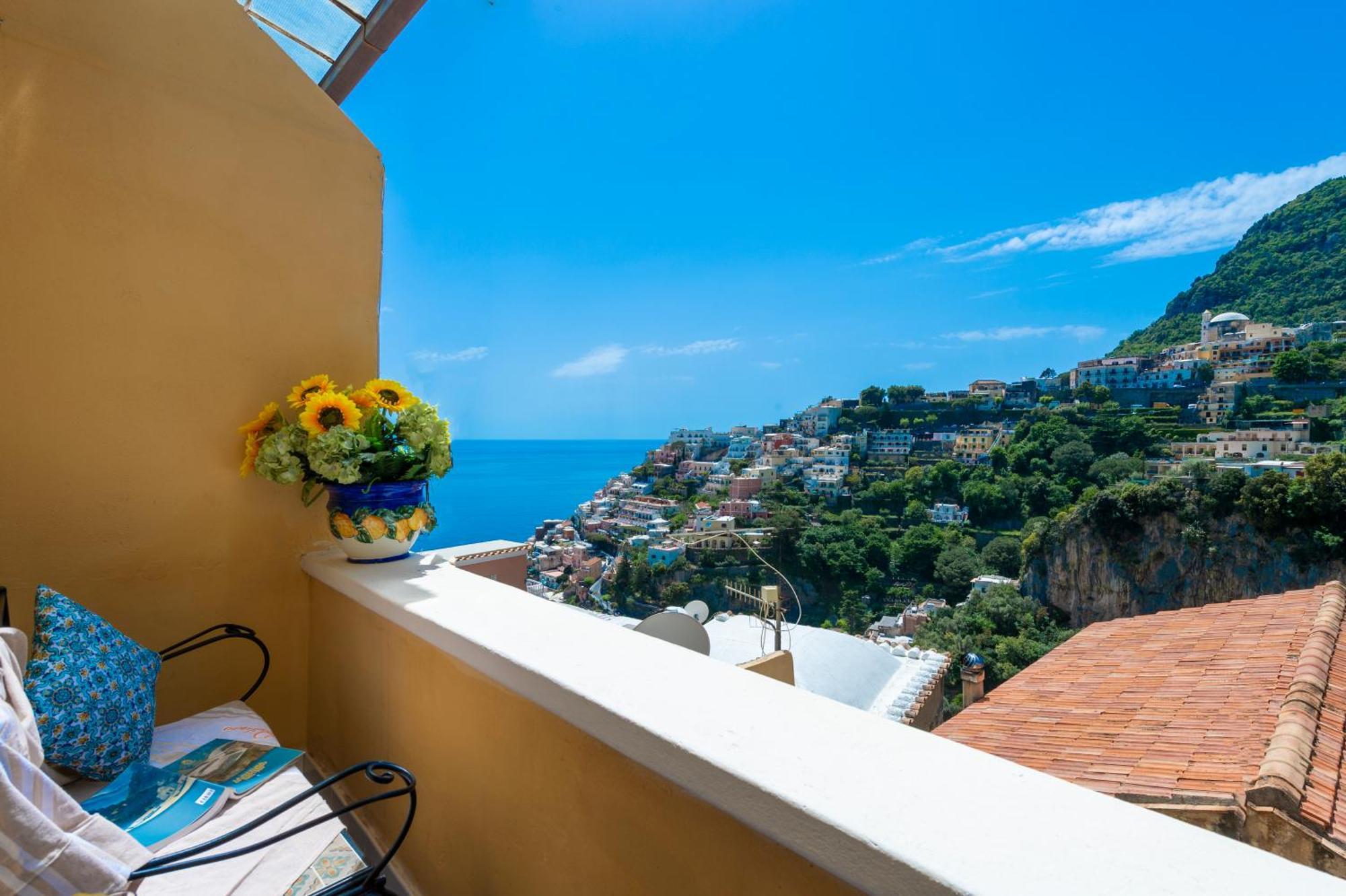 Amore Rentals - Casa Barbera A Positano Exterior foto